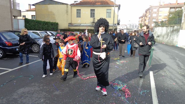 DESFILE DE CARNAVAL 28 de fevereiro 2014